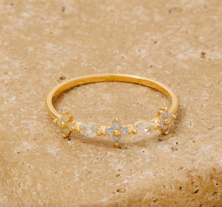 Alma Dainty Ring (Gold)