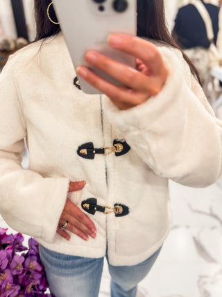 Faux Fur Toggle Closure Cream Jacket