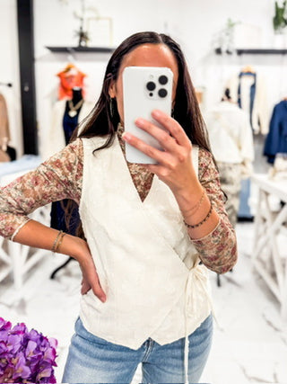 Crème de la Cool Embroidery Vest (Cream)
