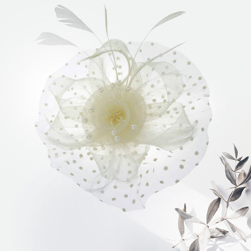 Paddock Suite Fascinator (Ivory)