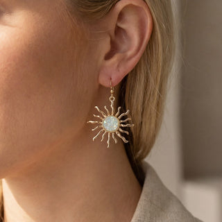 Inde Sun Dangle Earrings (Gold)