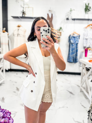 She Means Business Collard Vest (Ivory)