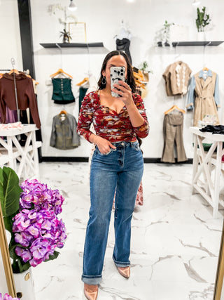 Bella V Boutique Cute Top with Jeans For Fall 