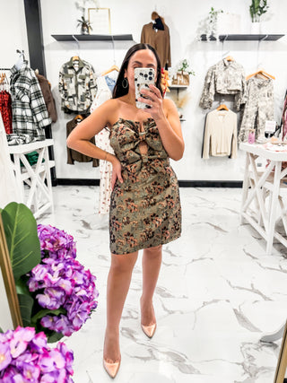 What to Wear to a Holiday Cocktail Party 