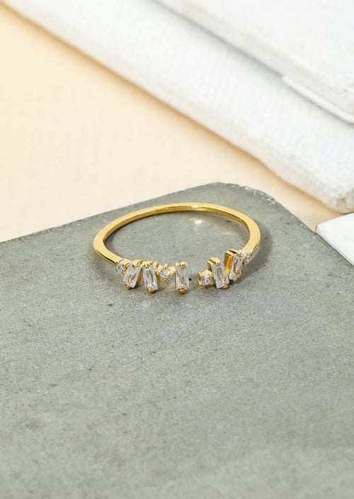 Gemma Baguette Ring (Gold)