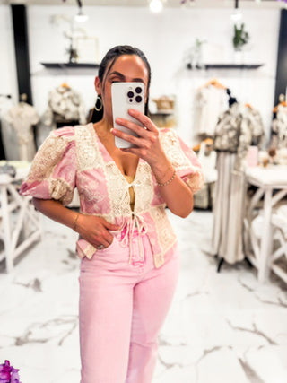 Pink Feminine Outfit for Summer