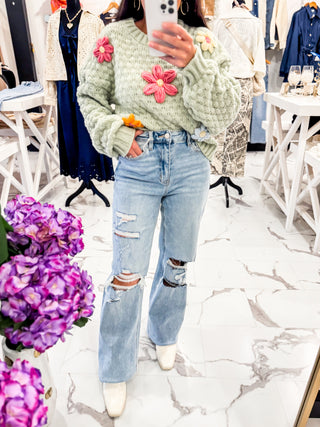 Weekend Escape Distressed Jeans (Light Wash)