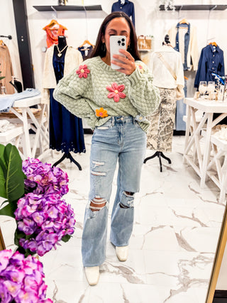 Weekend Escape Distressed Jeans (Light Wash)