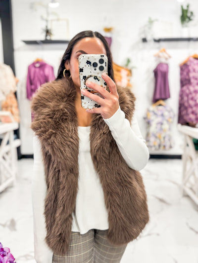 Bella V Boutique How To Style Fur Vest Trend