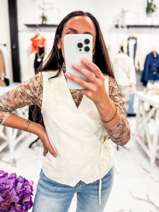 Crème de la Cool Embroidery Vest (Cream)
