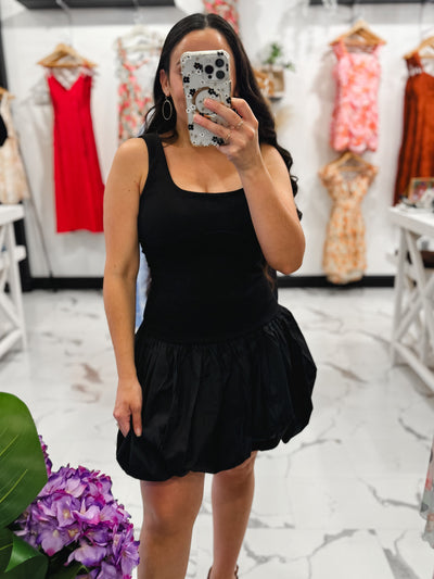 Never Disappoints Bubble Hem Dress (Black)