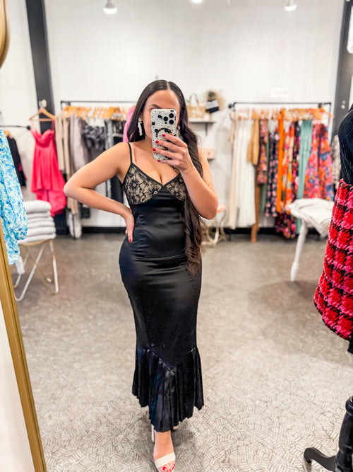 Bella V Boutique Lace Satin Mermaid Black Dress 