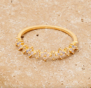 Magnolia Dainty Ring (Gold)