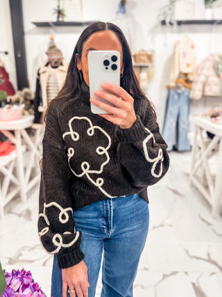 Sketchbook Embroidery Sweater Chocolate