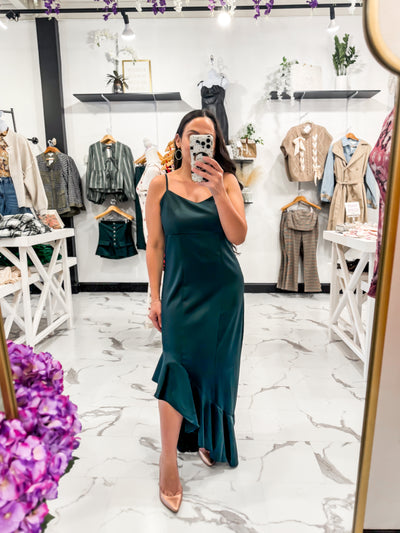 Guest Book Ruffle Slit Dress (Hunter Green)