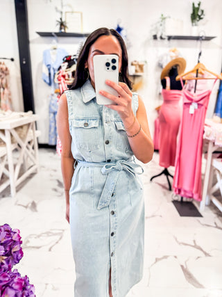 Light Wash Sleeveless Denim Midi Dress