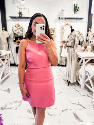 Pink Mothers Day Outfit Ideas 