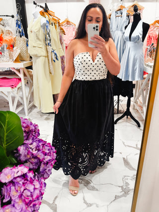 Summer Solstice Embroidery Skirt (Black)