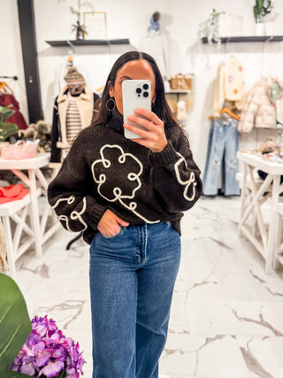 Sketchbook Embroidery Sweater (Chocolate)