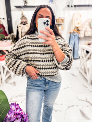 Winter in Paris Printed Sweater (Light Grey)