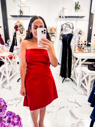 What to Wear to a Holiday Dress