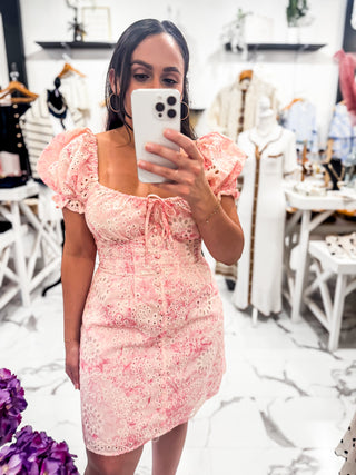 Club Terrace Eyelet Floral Dress (Pink)