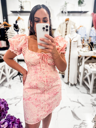 Club Terrace Eyelet Floral Dress (Pink)