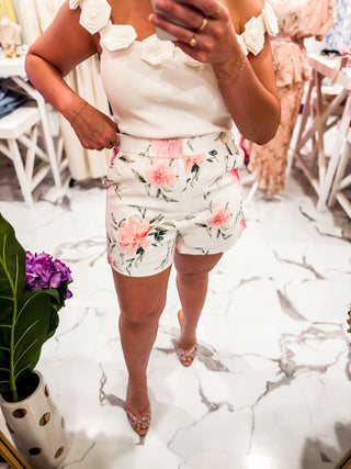 The Valencia Bloom Floral Shorts (White)