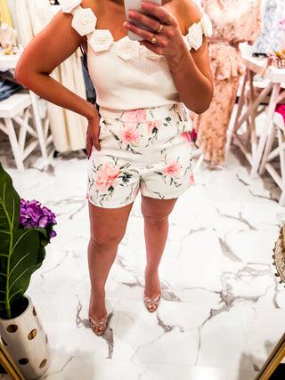 The Valencia Bloom Floral Shorts (White)