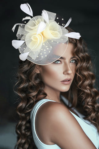 Travers Day Fascinator (Ivory)
