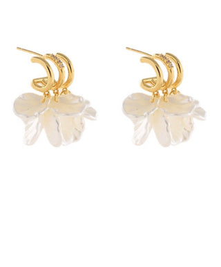 Marsha Cluster Earrings (Cream)