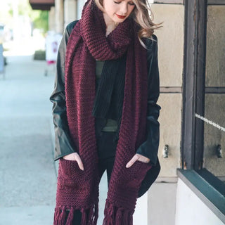 Crimson Comfort Knit Scarf (Burgundy)